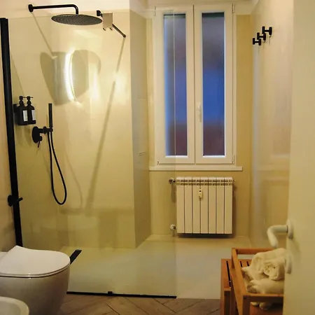 Appio Claudio Con Corte Esclusiva I Metro A