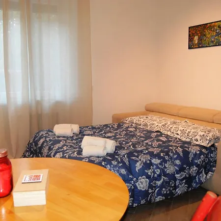 Appio Claudio Con Corte Esclusiva I Metro A شقة *